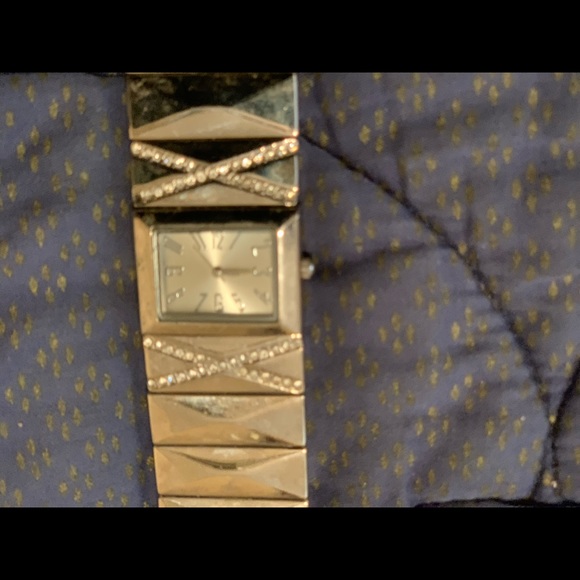 Women’s Watch - Picture 2 of 2